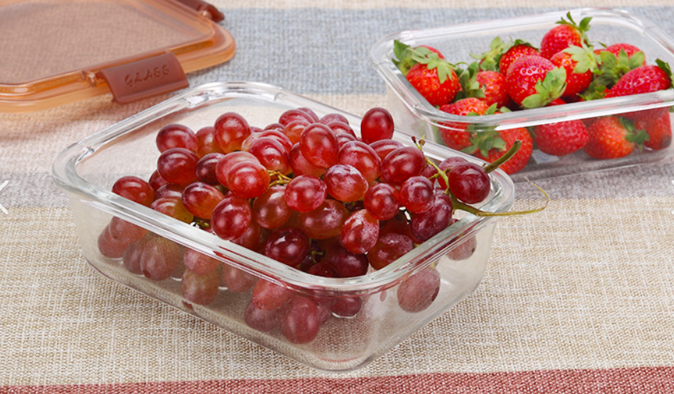 The History of Glass Food Storage in America