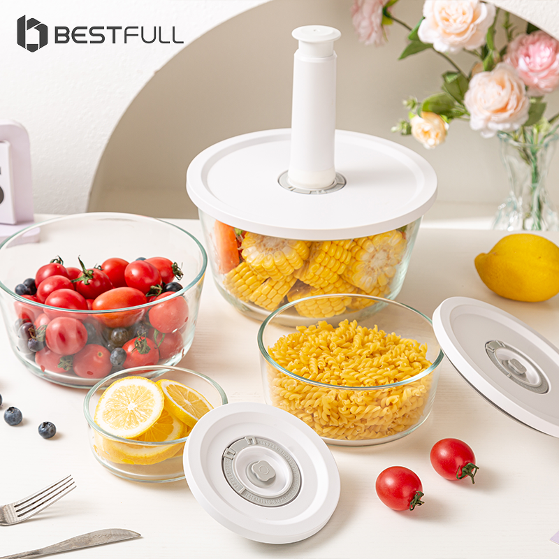 Glass vs. Plastic for Salad Storage