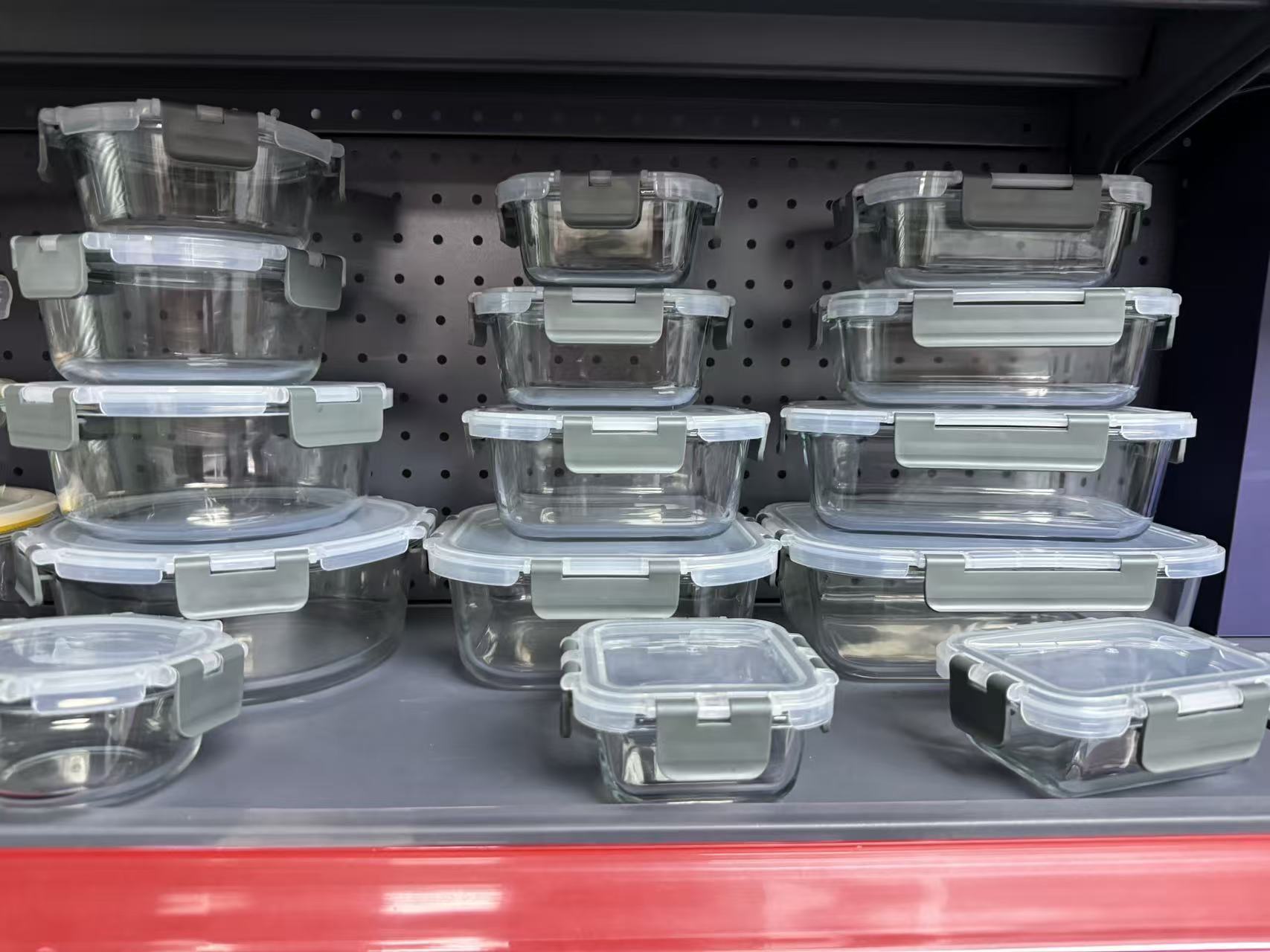 Glass vs. Plastic for Soup Storage